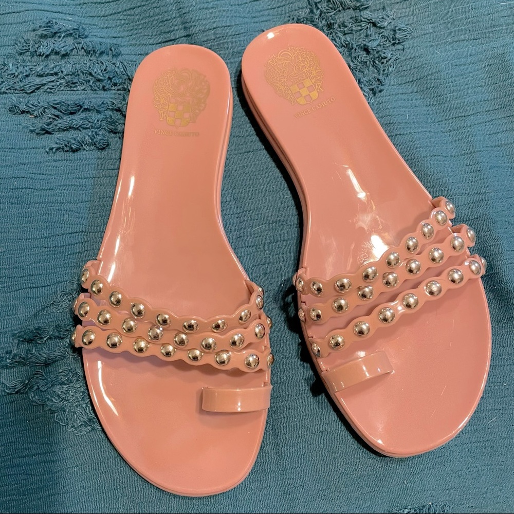 NWOT Pink and silver flat sandals
